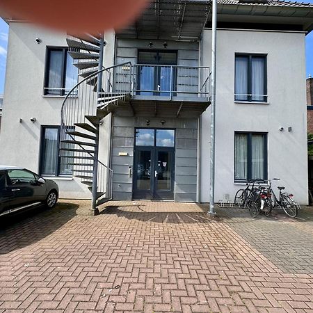 86 3City Appartement Met Prive Parkeerplaats Enschede Exterior foto